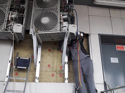 перезаправка кондиционера после устранения утечки