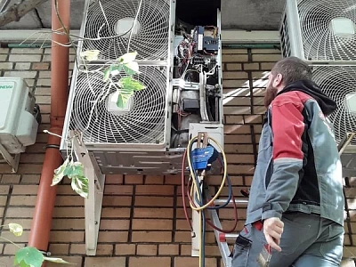 Ремонтные работы кондиционера (внешний блок)